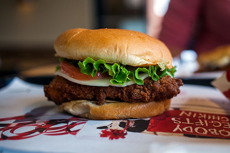 fast-food-gourmand-chick-fil-a-spicy-chicken-sandwich-deluxe-1.jpg