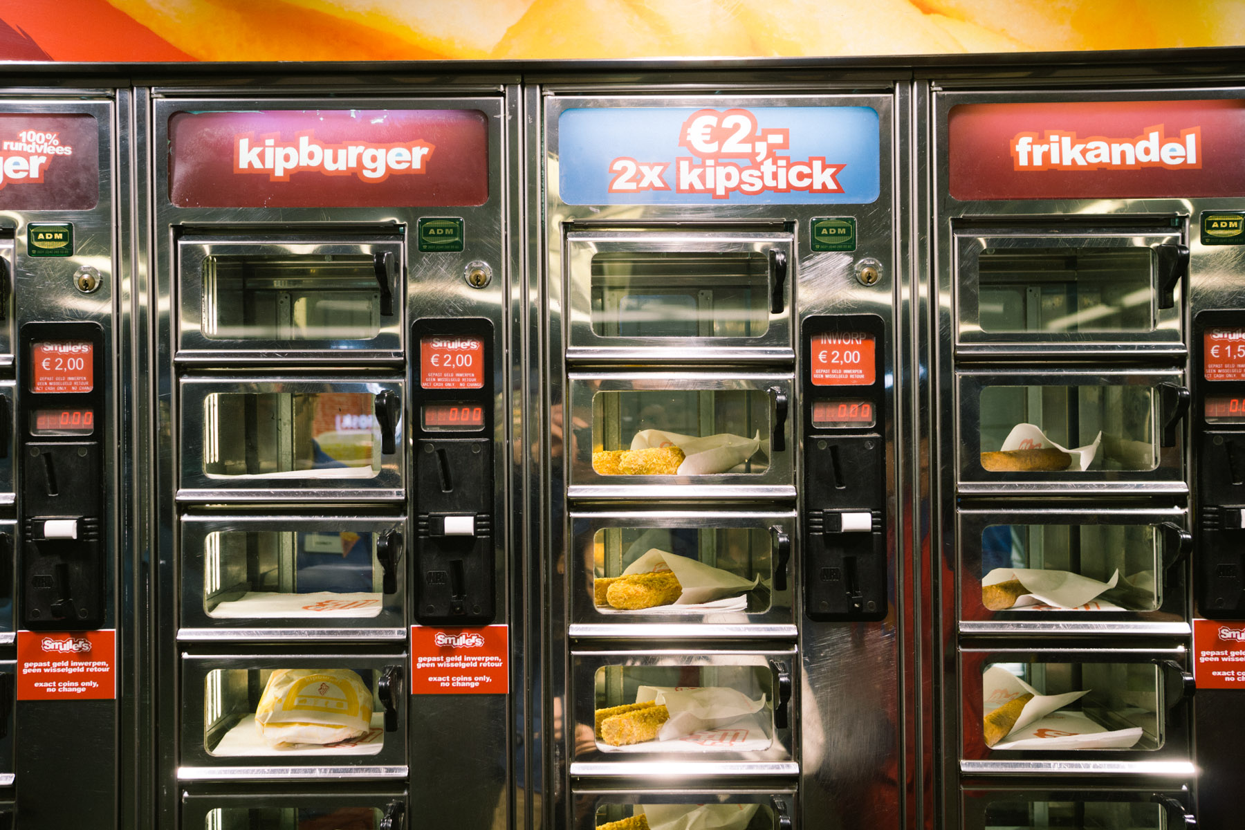 Febo vs Smullers: Fast Food Vending Machines in Amsterdam ...